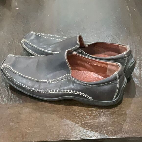Donal J. pliner estro slip on shoes size 10